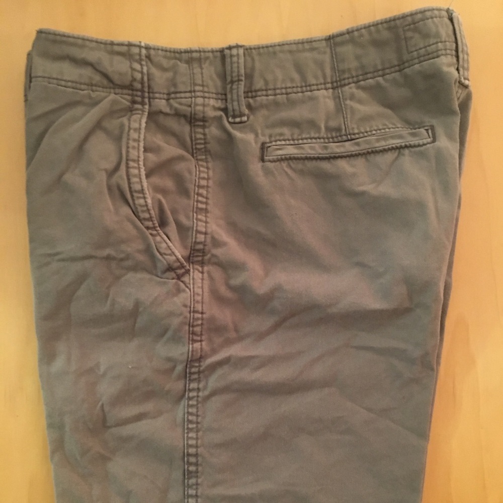 American Eagle Longboard Shorts, Size 31